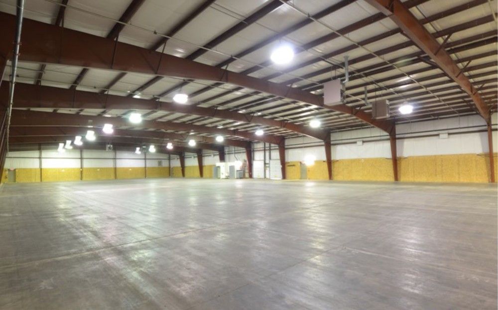 1161 Commercial Ave SE, New Philadelphia, OH 44663